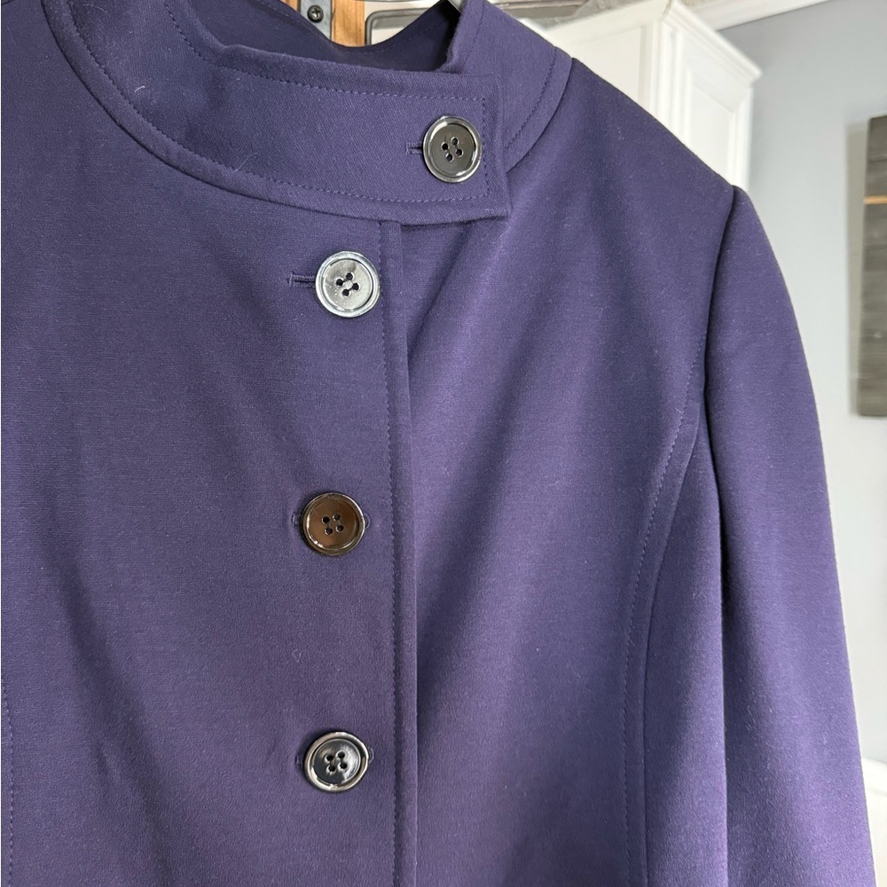 Tahari 2 Piece Suit Elegant Purple Women's Coat And Skirt - Picture 2 of 8